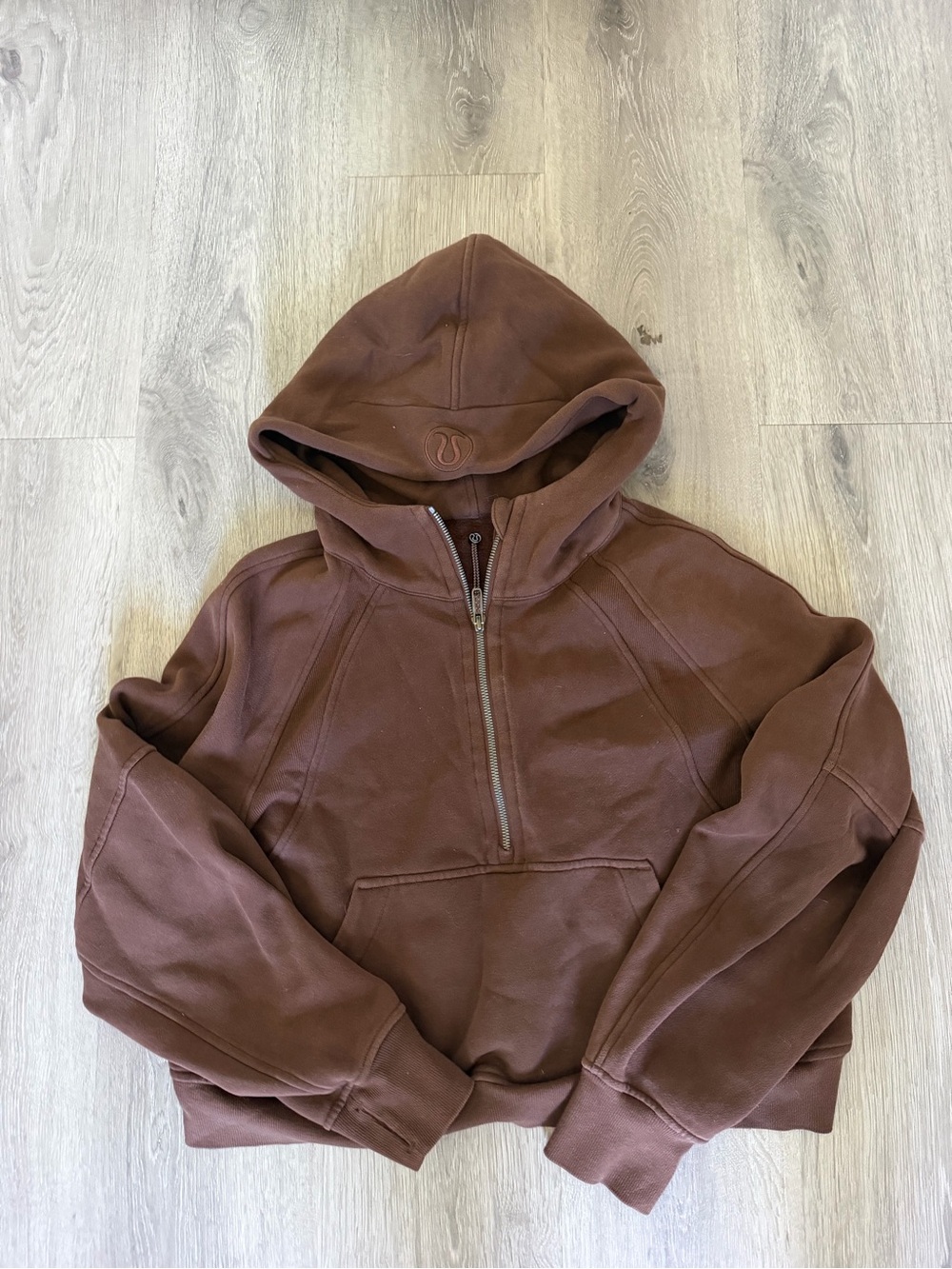 lululemon brown cropped scuba